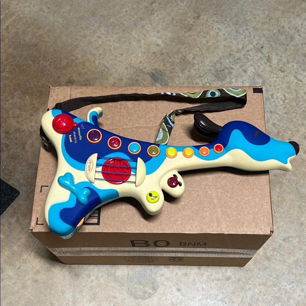 MyBToys Musical Dog Guitar